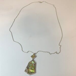 Chic Silver Necklace with Iridescent Pendant